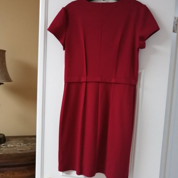 women's dress - Picture 2 of 2